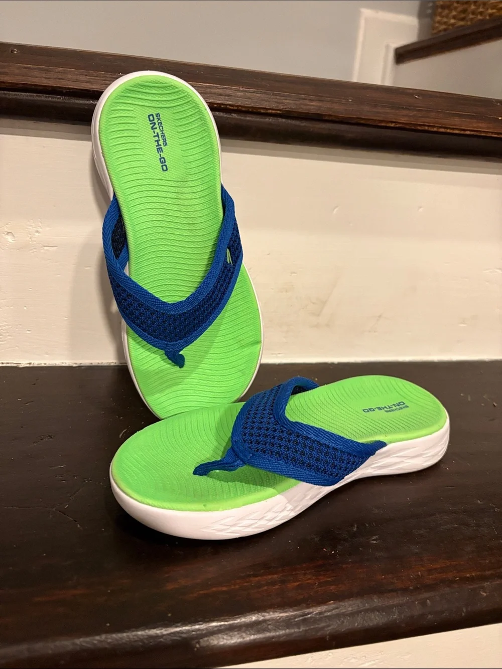 Skechers Neon Green Footbed Flip Flops with Blue Mesh Straps